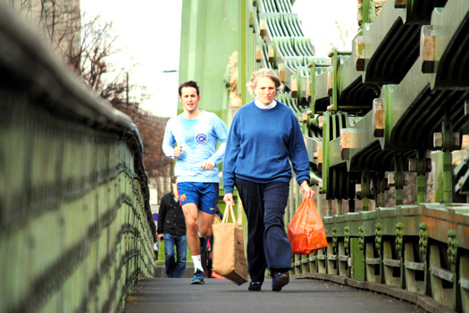 Hammersmith Bridge, 28/03/10 